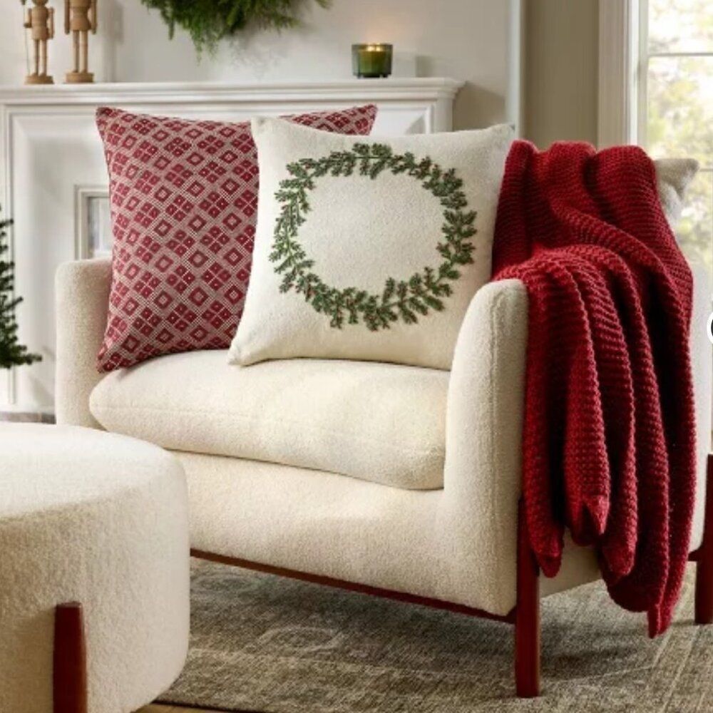 Threshold by Studio McGee Knit Scalloped‎ Edge Red Throw Blanket NWT